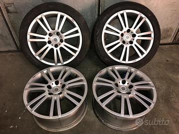 CERCHI 17" CON GOMME 225/45 ZR 17 94 Y