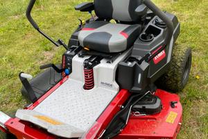 Trattorino rasaerba toro