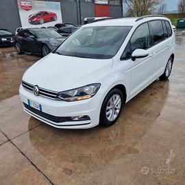 Volkswagen Touran 1.6 TDI 115 CV SCR DSG Highline 