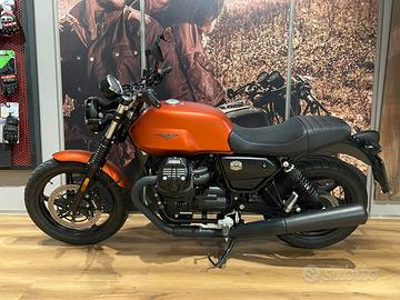 Moto Guzzi V7 IV - Pochi km