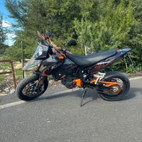 KTM 690 Supermoto