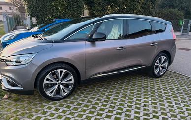 Renault grand Scenic