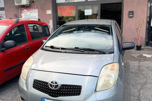 Toyota Yaris 1.4 D-4D 5 porte Sol