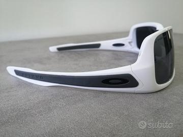 Oakley Turbine