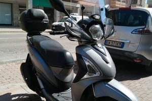 Scooter Sym Symphony ST 125