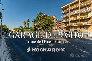 Box / Garage di 18 m² a Tremestieri Etneo
