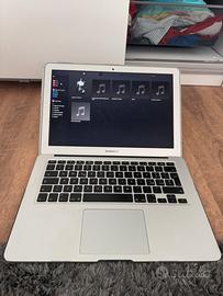 Macbook Air 13 2017 8GB RAm