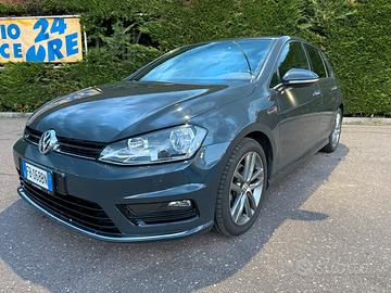 Golf 7 1.6 TDI 110CV R-LINE