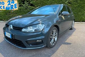 Golf 7 1.6 TDI 110CV R-LINE