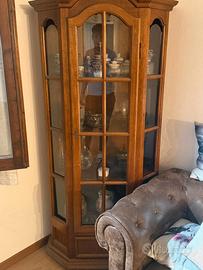 Vetrinetta angolare in legno