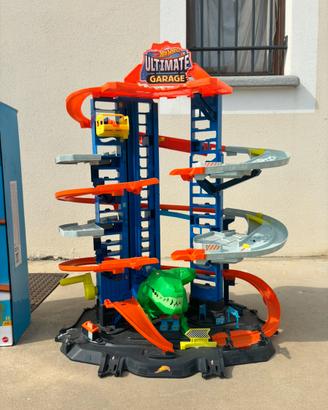 Hot wheels t-rex grage