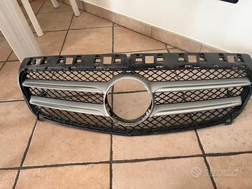 Mascherina anteriore mercedes classe a w176 2015