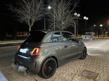 Abarth 595 competizione