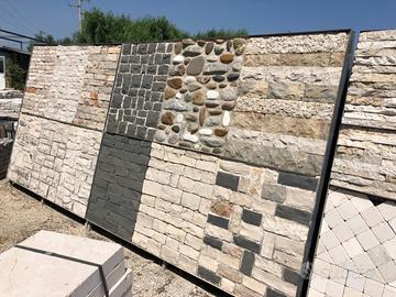 Rivestimenti in pietre selezionata