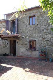 Casa indipendente di 100 m² con 5 locali a Castel 