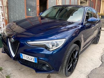 Alfa stelvio q4 210 cv anno 2019