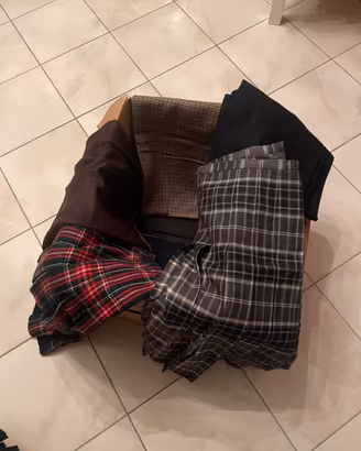 Stock abbigliamento vintage fatto a mano e non.