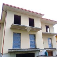 MULTILOCALE A GUBBIO