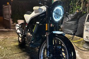 Husqvarna vitpilen 401
