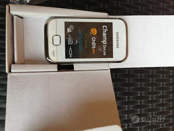 Samsung champ deluxe white 