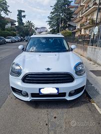 Mini Cooper D Countryman 2.0 Business Automatica