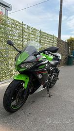 Kawasaki ninja 650 depotenziata anno 2022