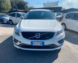 Volvo XC 60 XC60 D3 Geartronic R-design Momentum