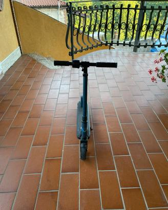 Mini monopattino elettrico da bambino