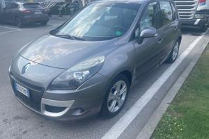 Renault Scenic Scénic X-Mod 1.5 dCi 110CV EDC Luxe