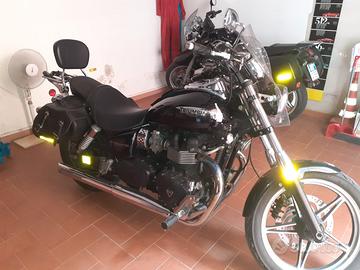 Triumph SpeedMaster - 2012