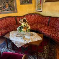 Set divano e due poltrone in stile classico — Tess