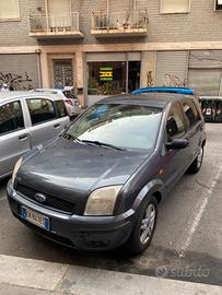 Ford Fusion 1.6 benzina 2003
