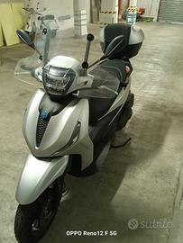 Piaggio Beverly 400 - 2023