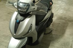 Piaggio Beverly 400 - 2023