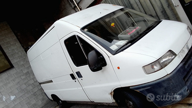 Tuttofare sgomberi e traslochi