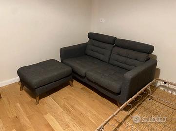 Divano 2 posti con Pouf