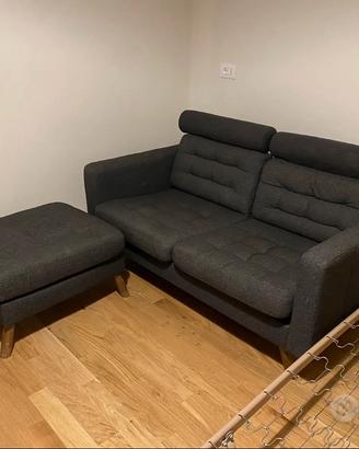 Divano 2 posti con Pouf