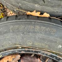Gomme termiche al 50%  185/65/r15 con cerchi