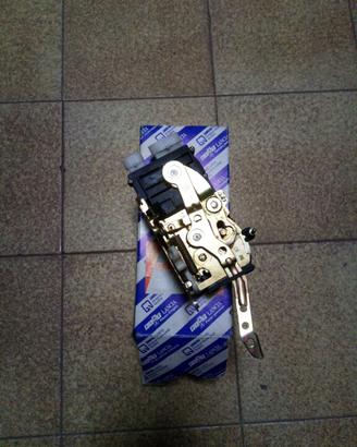 Serratura elettrica anteriore destra Fiat tipo