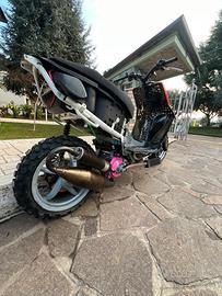 Aprilia SR scooter cross 70