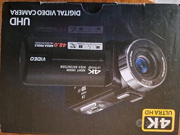 Telecamera e cavalletto