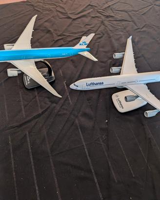 KLM 773 e LH 346