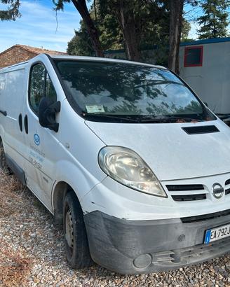 Nissan primastar 2.0 tdci