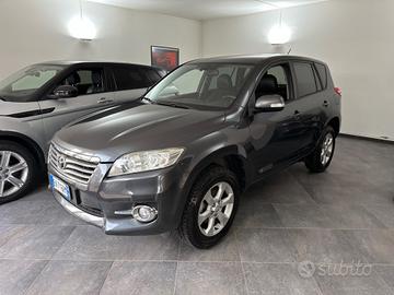 Toyota RAV 4 RAV4 Crossover 2.2 D-Cat A/T 150 CV E