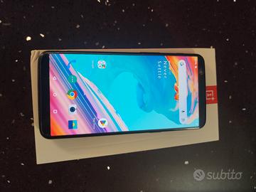 Smartphone One Plus 5T Perfetto