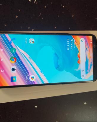 Smartphone One Plus 5T Perfetto