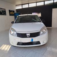 Dacia Sandero 1.4 benzina 75 CV CON GARANZIA