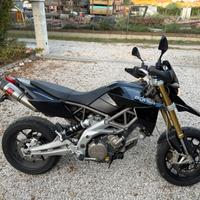 Aprilia Dorsoduro 750