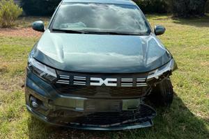 DACIA SANDERO INCIDENTATA