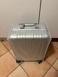Valigia rimowa cabin Silver